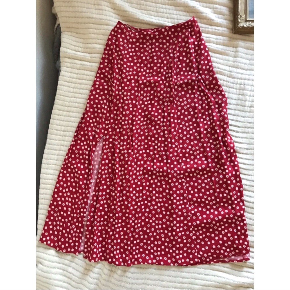 High Rise Red and White Flower Reformation Skirt 0